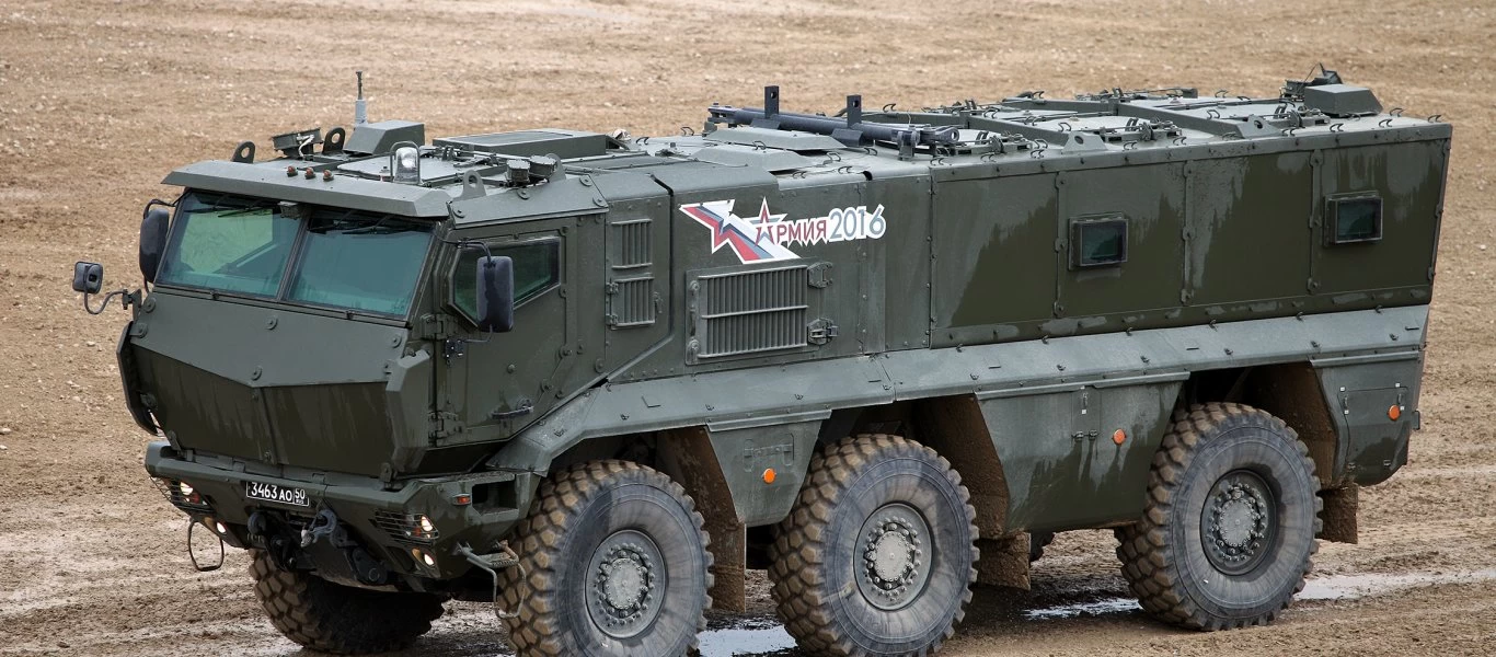 Και παραλίγο τροχαίο μεταξύ ρωσικών και αμερικανικών οχημάτων στην βόρεια Συρία